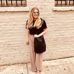 Meet your Posher, Ashley